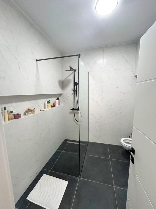 Inchiriez apartament cu parcare subterana 550 euro