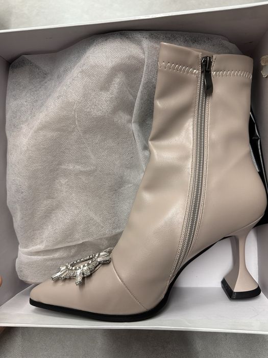 Полусапоги от Amina Muaddi