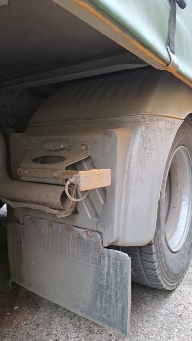 Aparatori noroi Mercedes Atego