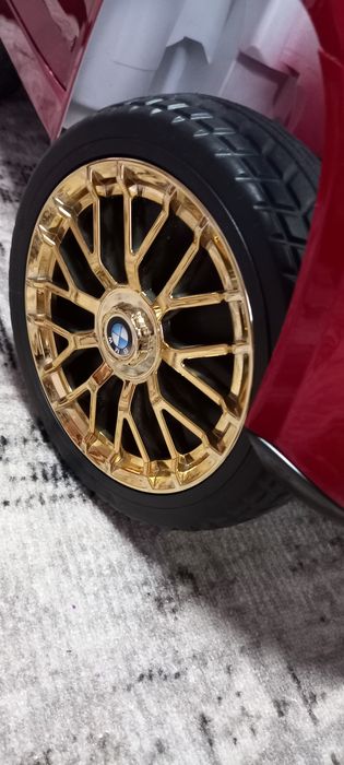 Продам детский электромобиль BMW  - XM.