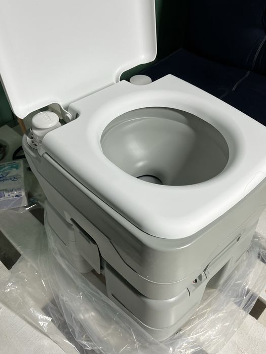 Биотуалет, обьем 20 литров.