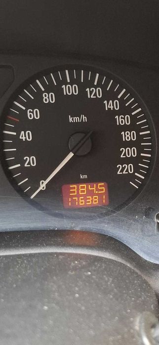 Vand Opel Astra 1.4 din 2004 benzina