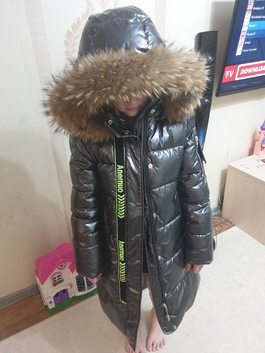 Продам  куртку на девочку