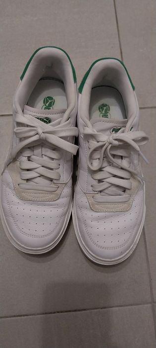 Пума бели 40номер.