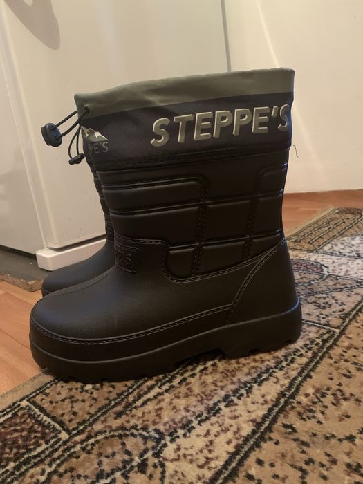 Резиновые сапоги зиминие 44 размер