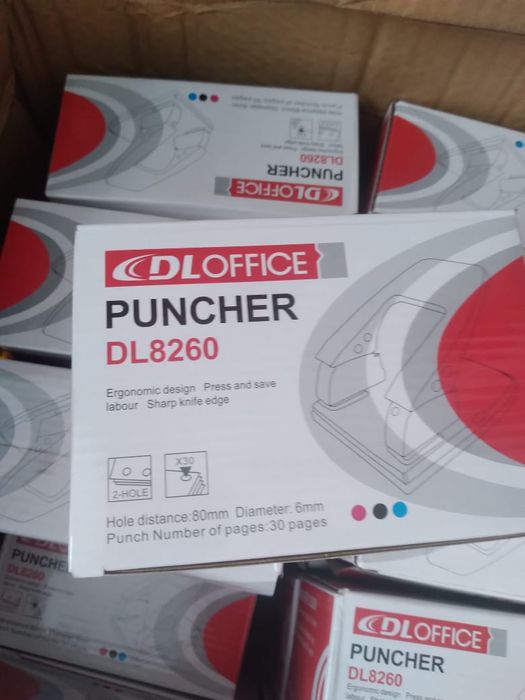 Продам дыроколы 20 шт новые