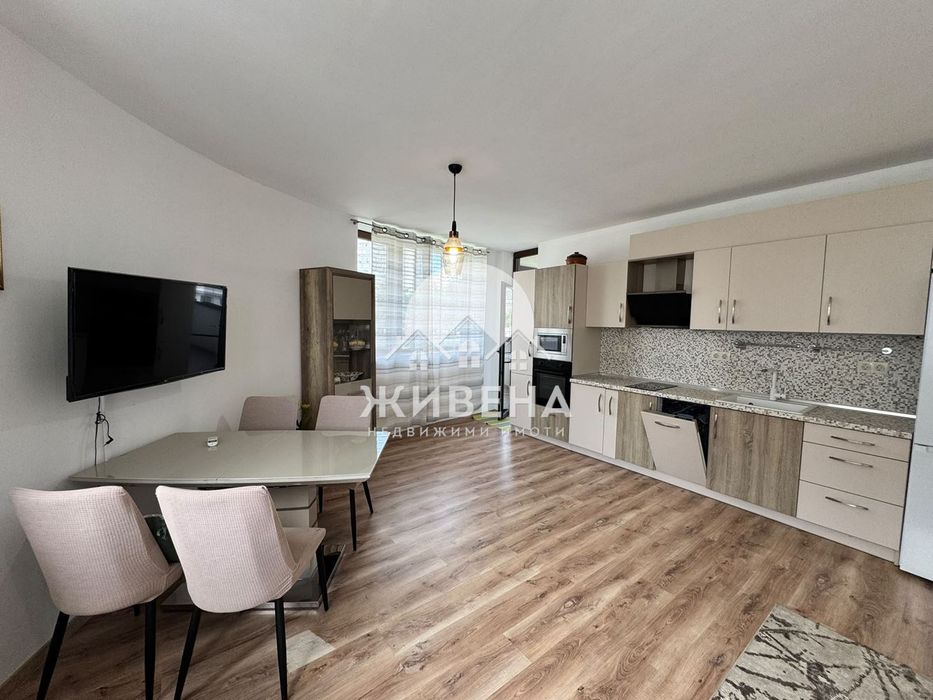 Продава обзаведен 3-стаен апартамент, кв. Трошево, 125 кв.м - снимка 3