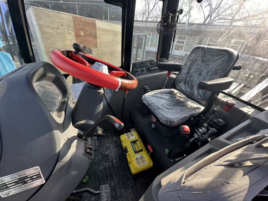 Екі жақты трактор（Двусторонний трактор）