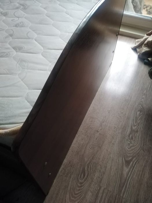 Продам добротную кровать