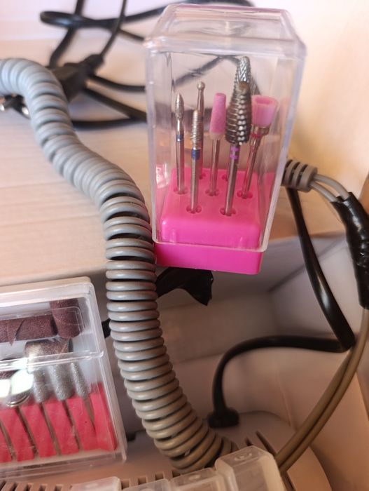 Електрическа пила Strong