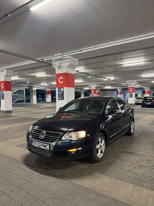 Vând Passat B6 2.0 TDI din 2007