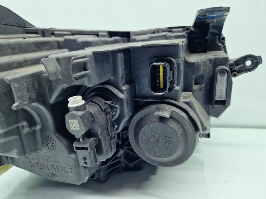 Far stanga Dacia Duster 2 [Fabr 2017-2023] 26060O659R