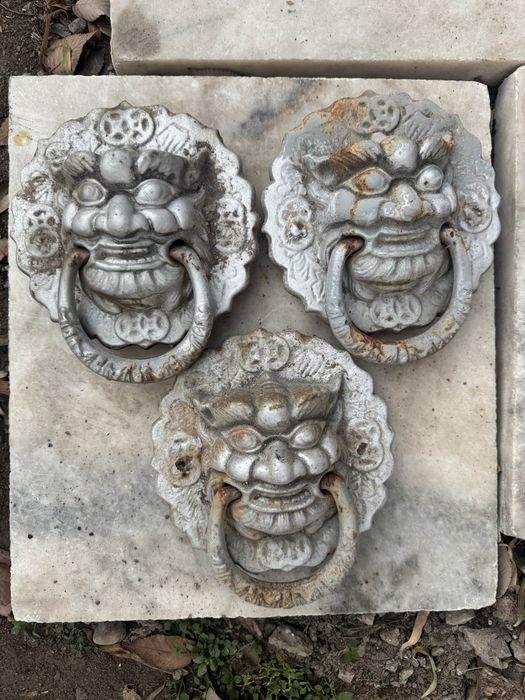 Кованные ручки продам за все 10000тг