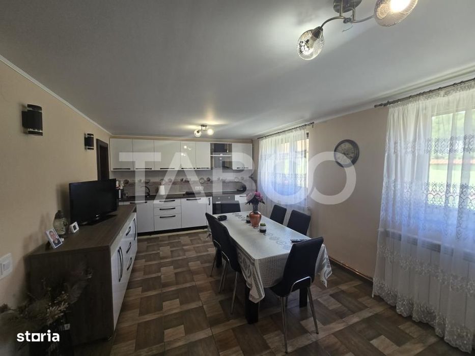 Casa individuala de vanzare cu 1255m de teren in Colun Sibiu