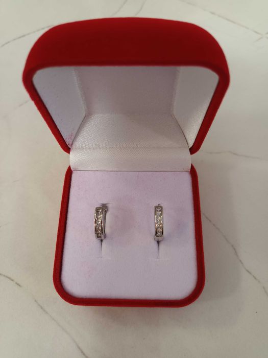 Сребърни обеци, обици с камъни