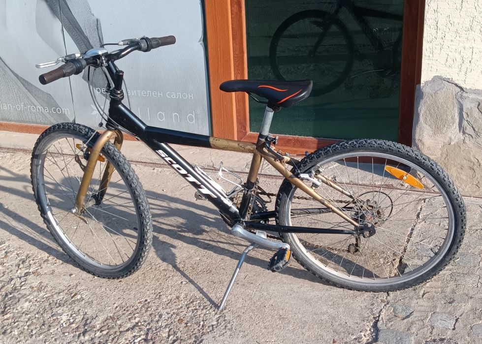 Висококачествен велосипед SCOTT 8+
