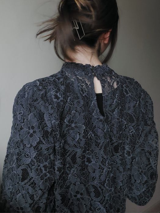 Кружевная блузка