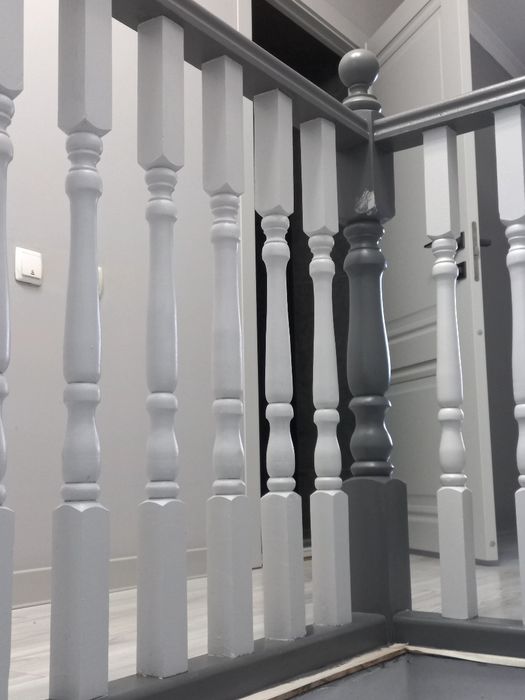 Покраска реставрация лестниц