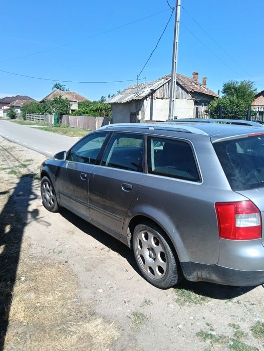Vând audi A4 B6 19 tdi 131 cp