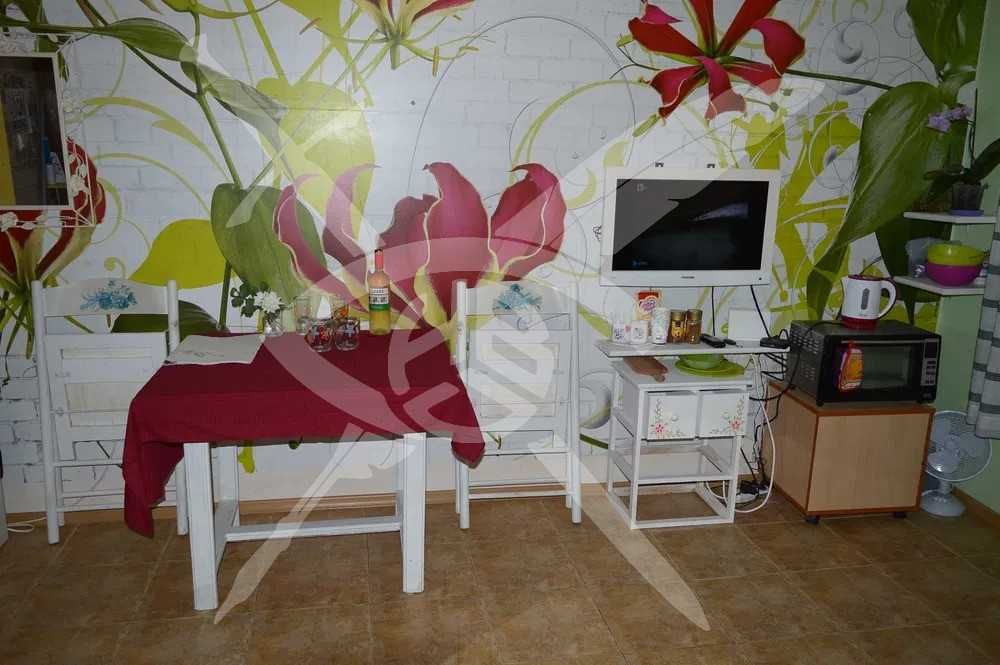 Дава се под наем Едностаен апартамент в Варна, Морска градина - 24 кв.м за 270 € - Снимка #2