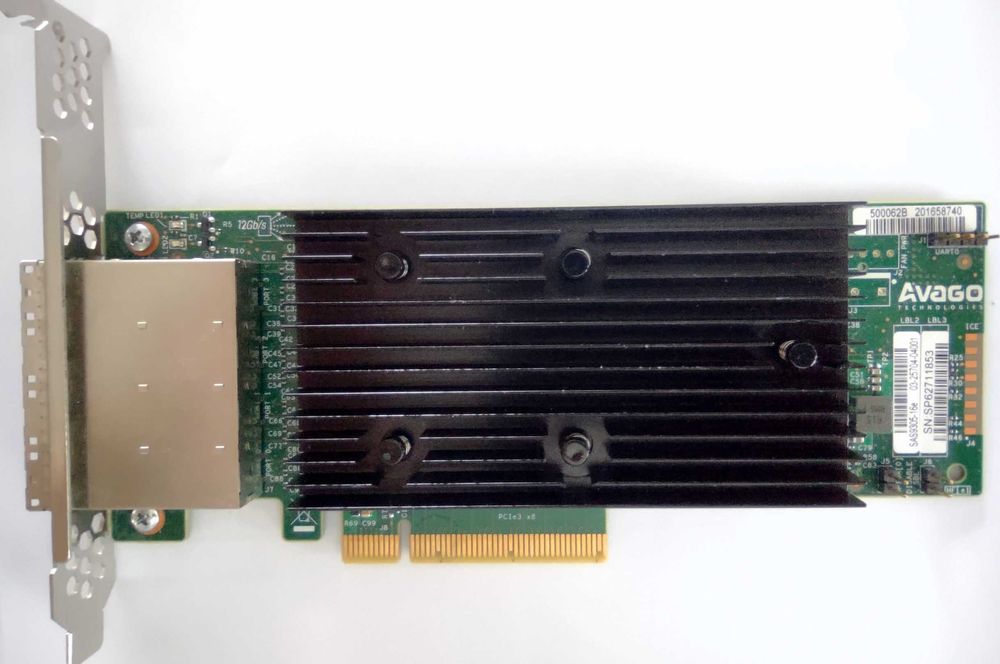 Avago Broadcom SAS9305-16e HBA JBOD 12Gb SAS/SATA 16 външни порта
