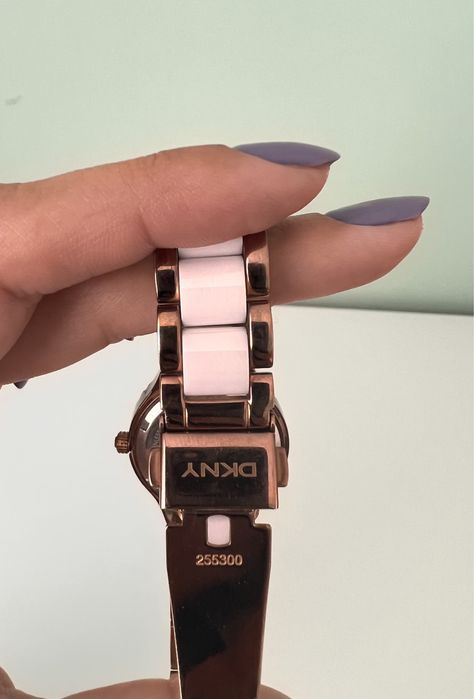 Ceas dama DKNY alb/ auriu