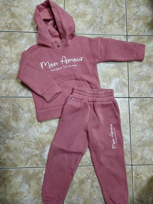 Продам вещи за 5000 тг