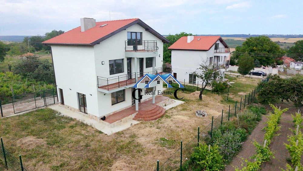 Продава се Къща в с. Равна гора, Област Варна - 243 кв.м за 737 €/кв.м - Снимка #11