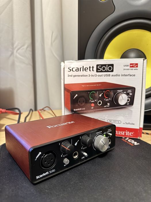 Focusrite Scarlett Solo 2th Gen USB аудио интерфейс