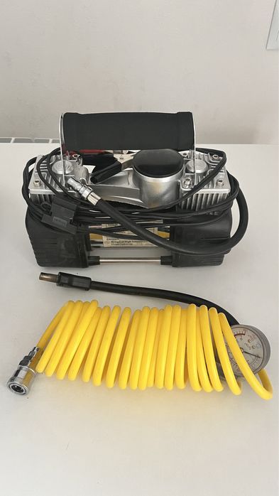 Автомобильный компрессор 12V 150 PSI (двухпоршневой)