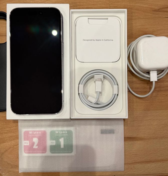 Apple IPhone 14 Pro 64GB + Подарък КАТО НОВ