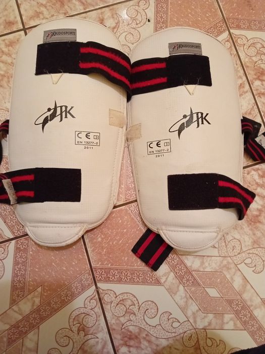 Echipament kickboxing