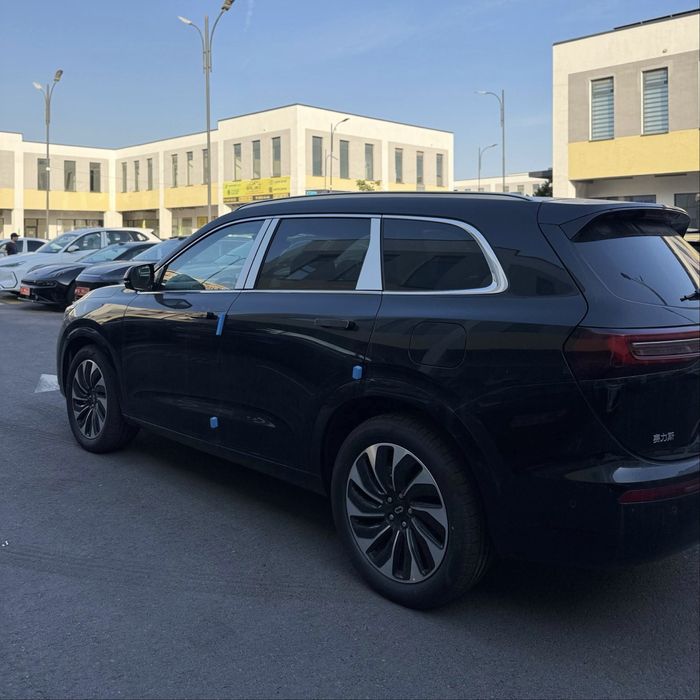 Aito M7 gibrid max 2025 йил