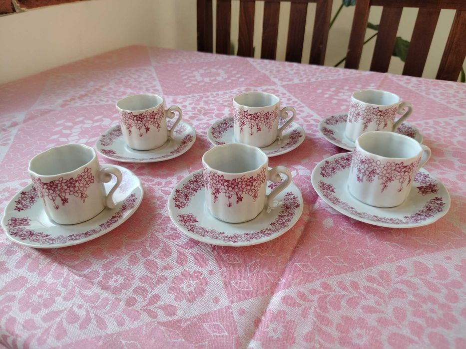 НОВ български сервиз за кафе