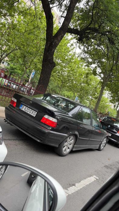BMW 3 Series 1994 — imagine 2