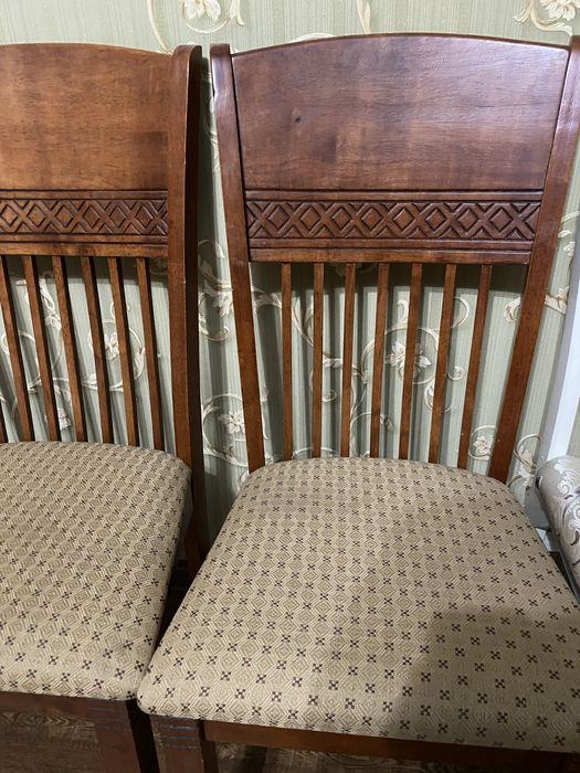 Стулья деревянные