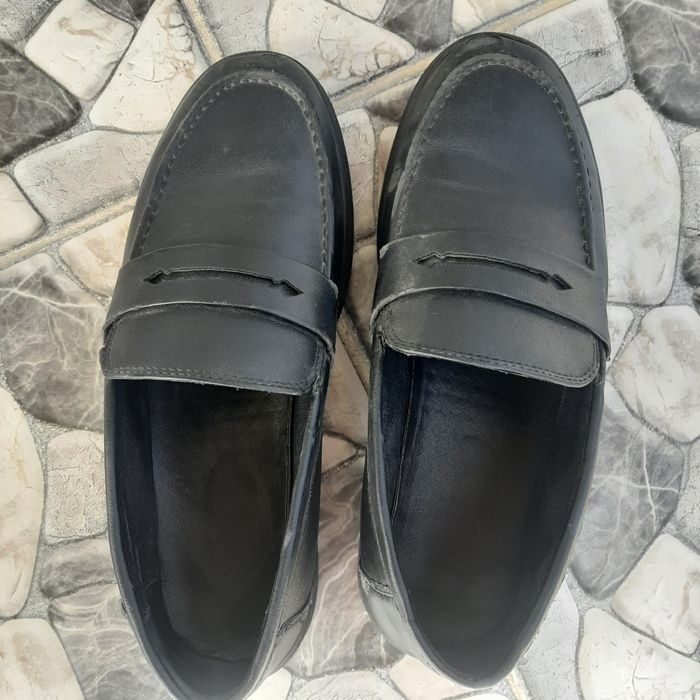 Отдам даром детскую обувь