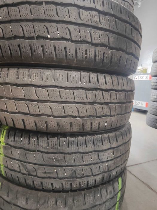 4бр.зимни гуми 225/75/16C Kumho