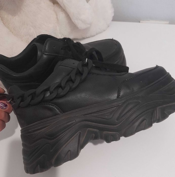 Cropp  маратонки  , боти на ток