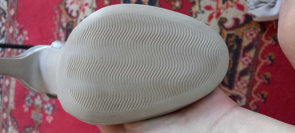 Новые босоножки кимекс