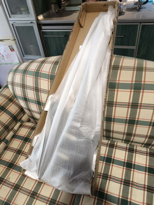 Електрическа китара EART GW1-NBK
Headless, 24 stainless steel rounded