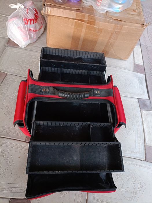 Чемодан для инструмента