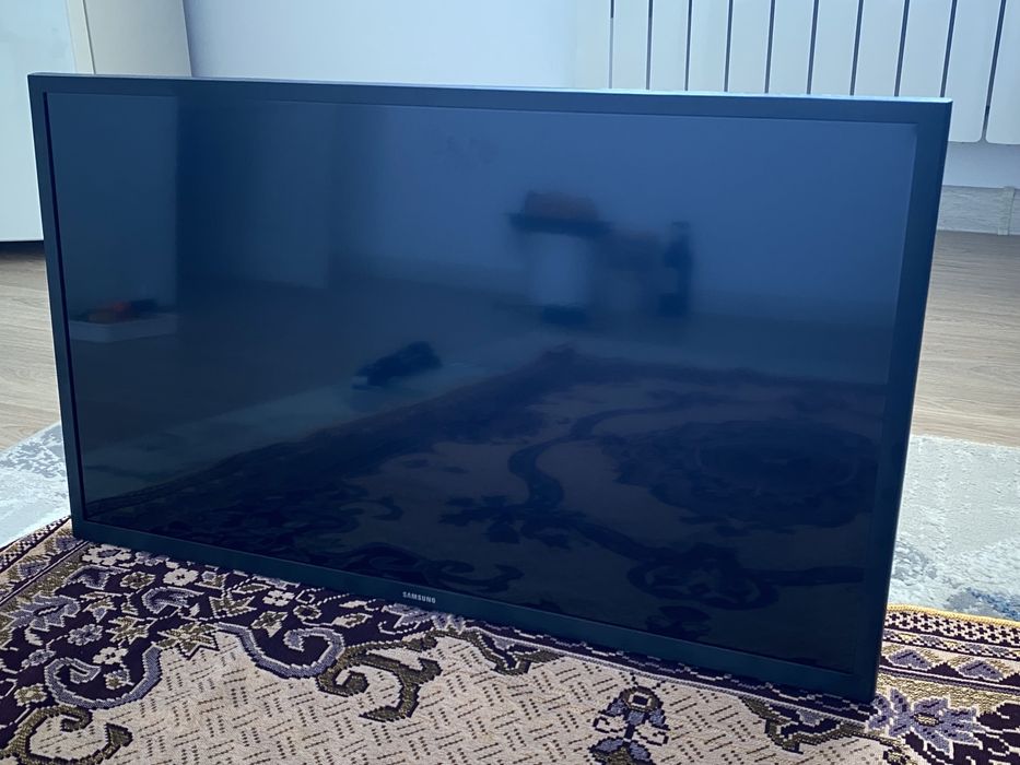 Тв с кранштейном