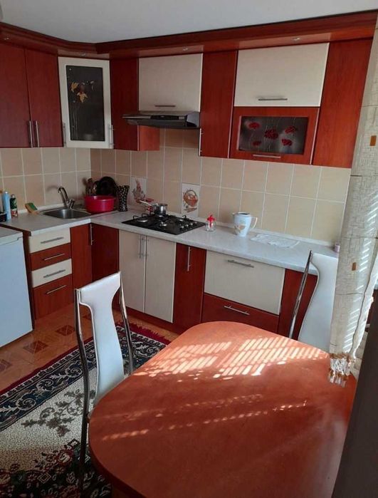 Дава се под наем Двустаен апартамент в София, Света Троица - 50 кв.м за 350 € - Снимка #1