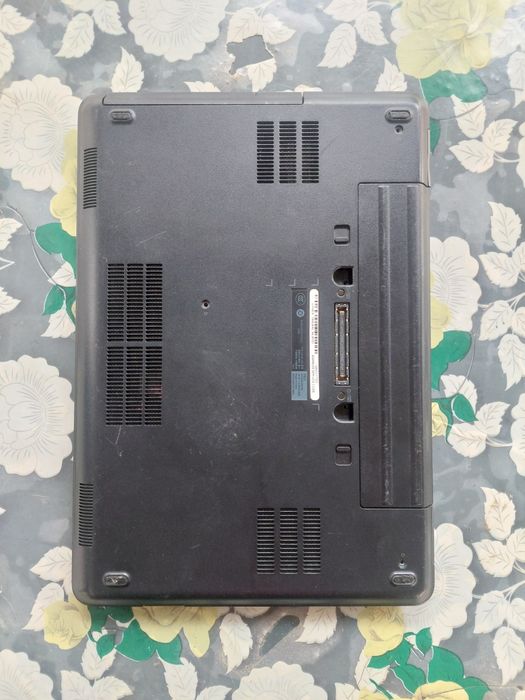 Laptop Dell Latitude E5440 i3