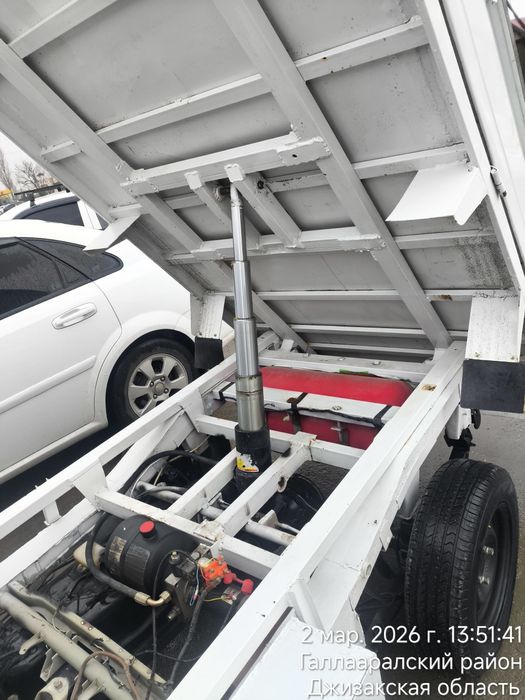 Дамас Лабо Самосвал