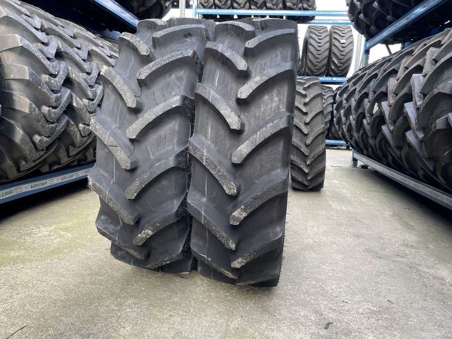Anvelope noi radiale 340/85R24 marca CEAT pentru tractor CASE