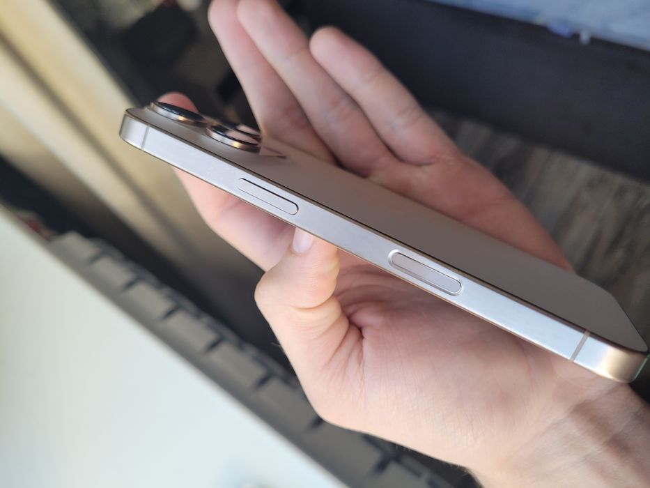 Iphone 16 pro 8/256 АКБ 94% Обмен