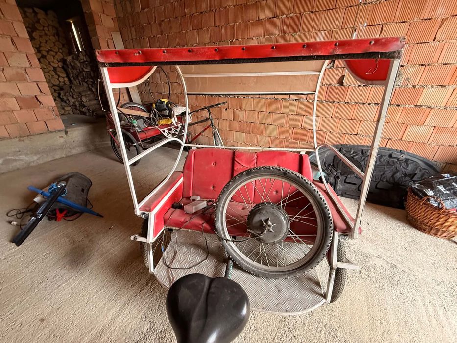 De vanzare bicicletea elctrica