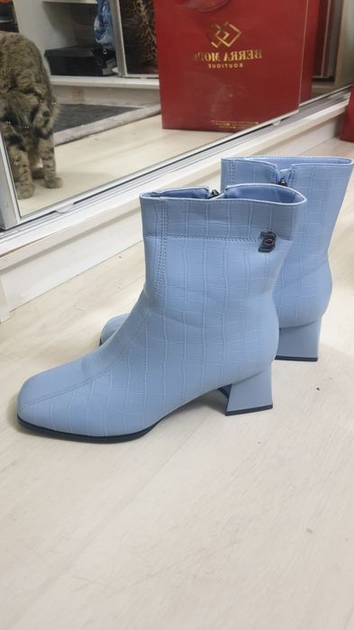 Продам Сапоги теплые.